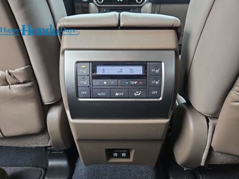 Used 2023 Lexus GX 460 Premium image 36