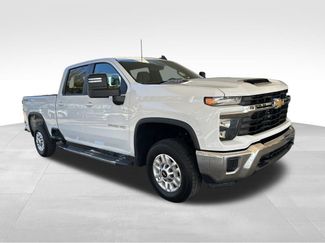 Used 2024 Chevrolet Silverado 2500 LT video 2