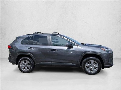 Used 2023 Toyota RAV4 XLE w/ Convenience Package FWD image 4