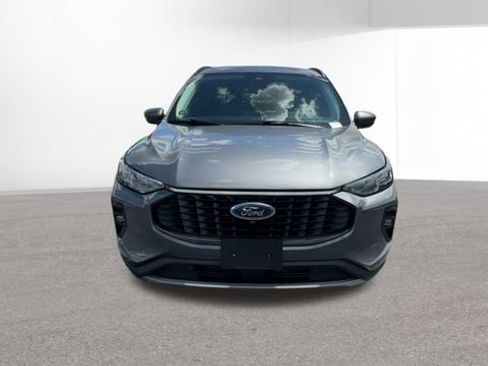Used 2024 Ford Escape Platinum AWD/4WD image 3