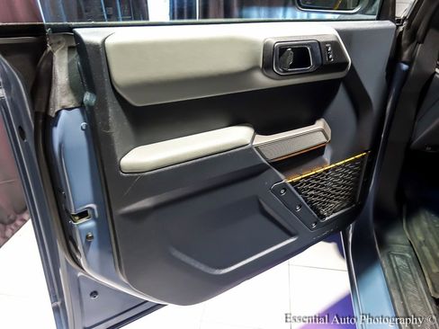 Used 2023 Ford Bronco Badlands image 25