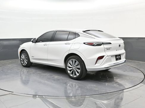 Used 2025 Buick Envista Avenir FWD image 5