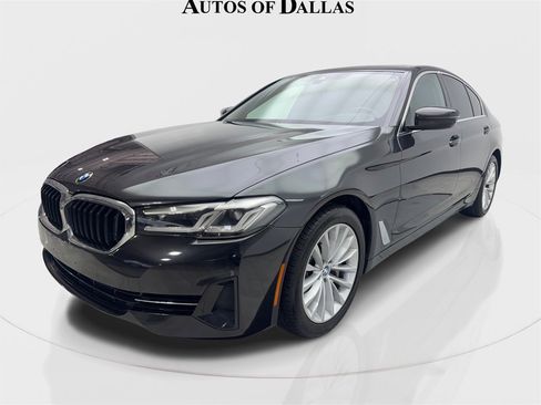 Used 2022 BMW 530i w/ Premium Package image 2