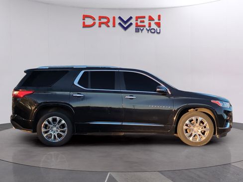 Used 2018 Chevrolet Traverse Premier w/ Driver Confidence II Package image 6
