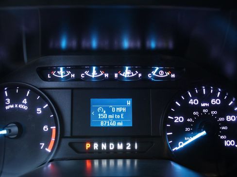 Used 2022 Ford F250 XL w/ Power Equipment Group image 24