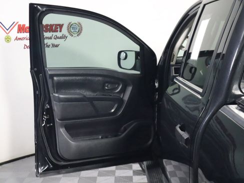 Used 2019 Nissan Titan S w/ S Utility Package image 25