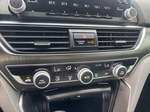 Used 2020 Honda Accord LX image 25