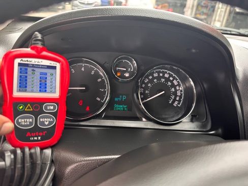Used 2013 Chevrolet Captiva Sport LS FWD image 17