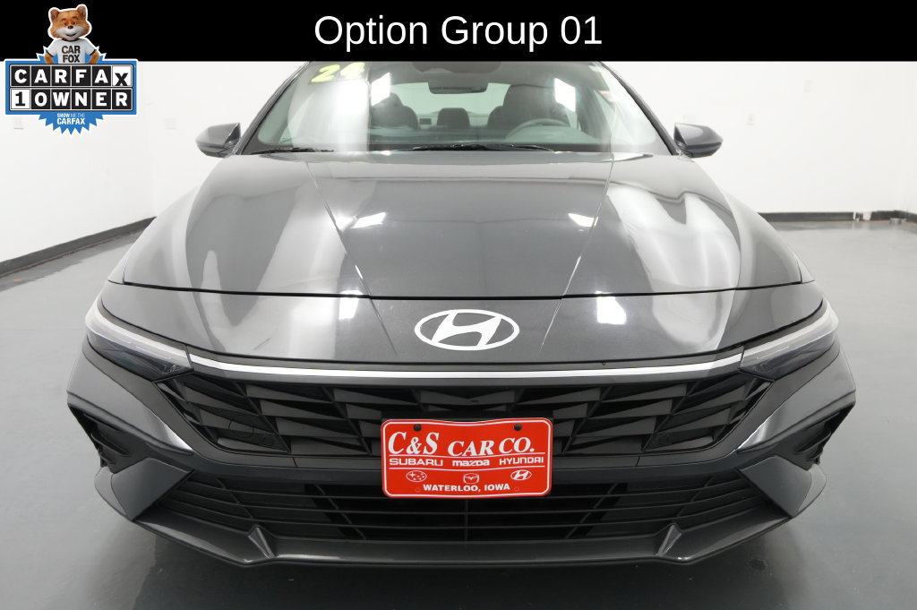 Used 2024 Hyundai Elantra SE FWD image 2