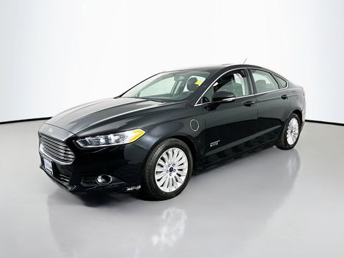 Used 2016 Ford Fusion Energi SE FWD image 4