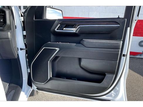 Used 2025 GMC Sierra 1500 SLT image 20