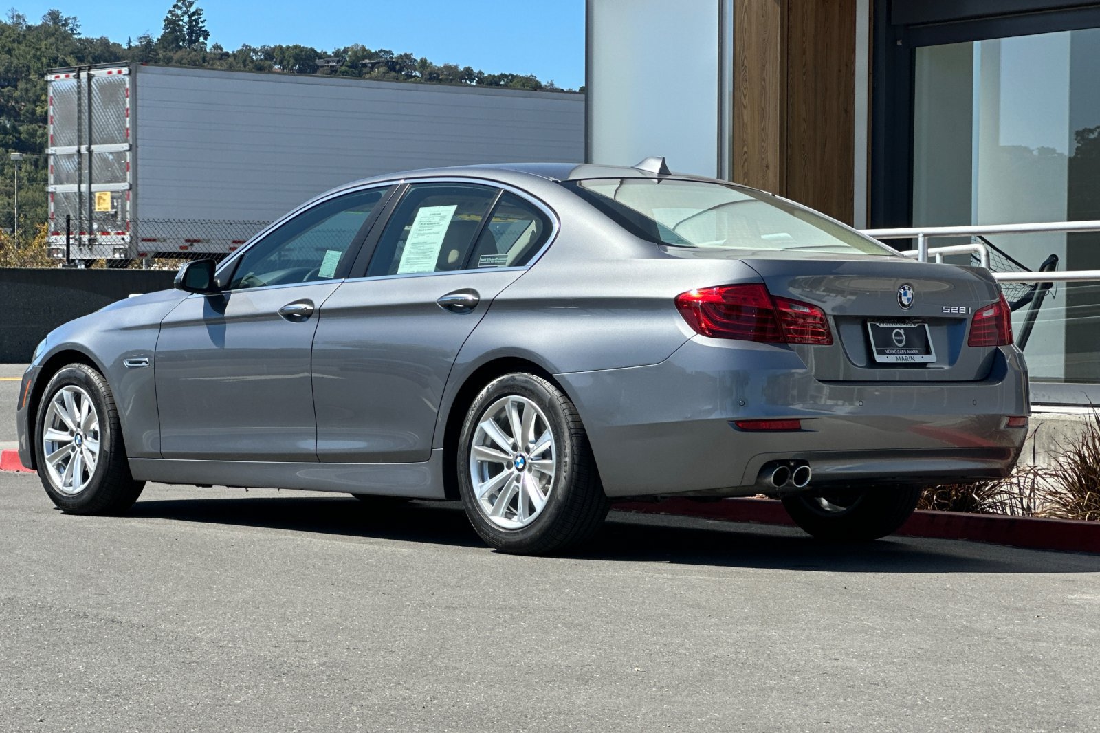 Used 2014 BMW 528i Sedan RWD image 6