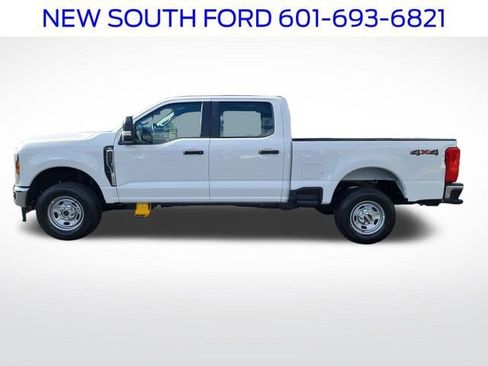 New 2026 Ford F250 XL w/ XL Chrome Package image 10