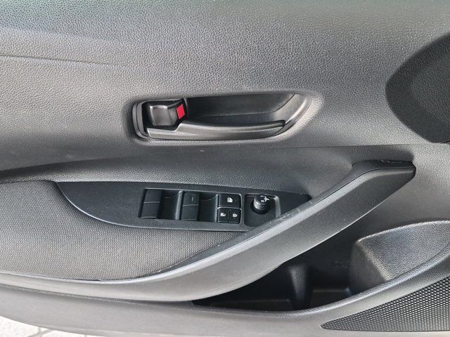 Used 2025 Toyota Corolla LE FWD image 18