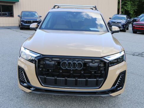 Used 2025 Audi Q7 3.0T Premium Plus w/ Premium Plus Package AWD/4WD image 11