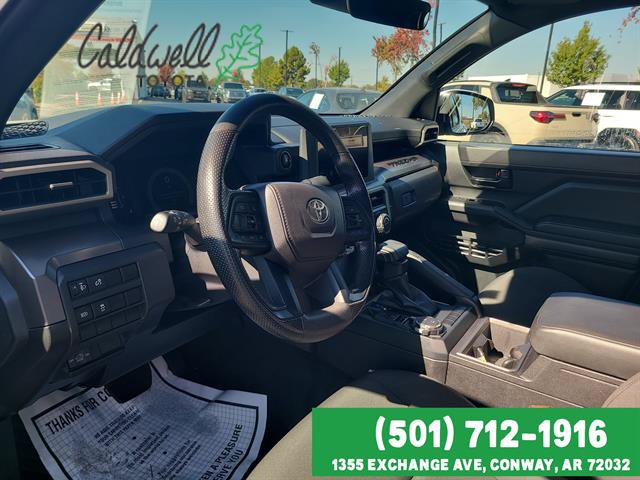 Certified 2025 Toyota Tacoma SR5 AWD/4WD image 10