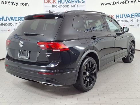 Used 2021 Volkswagen Tiguan SE R-Line w/ 3rd Row Seat Package image 4