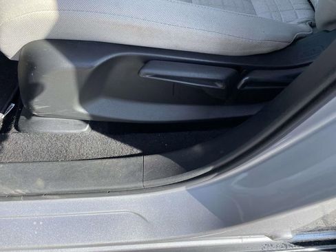 Used 2023 Honda HR-V LX image 30