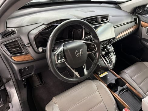Certified 2020 Honda CR-V Touring image 4