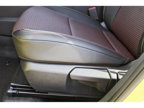 Certified 2026 Nissan Kicks SR FWD image 28