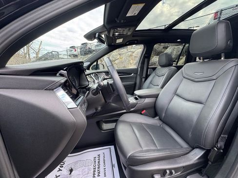 Used 2024 Cadillac XT6 Premium Luxury AWD/4WD image 14