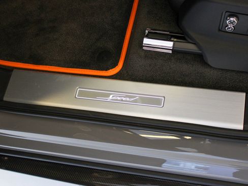 New 2026 Bentley Bentayga Speed image 13