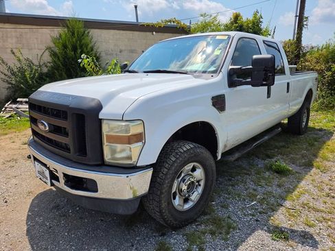 Used 2009 Ford F350 4x4 Crew Cab Super Duty image 3