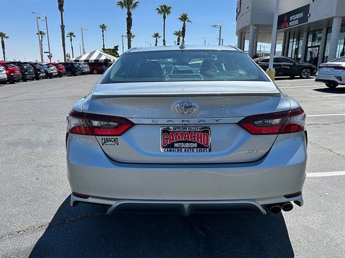 Used 2023 Toyota Camry SE FWD image 4
