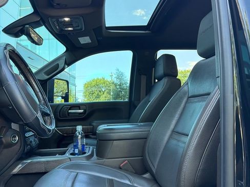 Used 2021 GMC Sierra 3500 Denali w/ Denali Ultimate Package AWD/4WD image 6