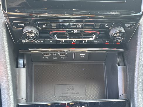 New 2025 Jeep Grand Cherokee Laredo X image 19