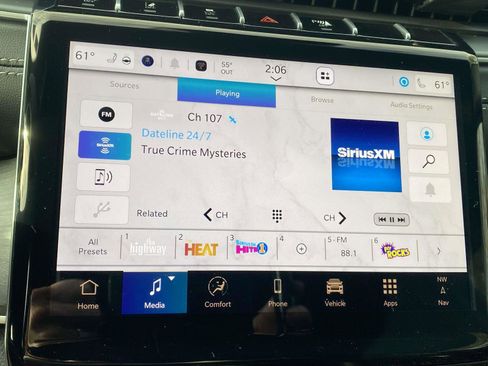 New 2025 Jeep Grand Cherokee Limited image 8