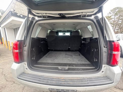 Used 2019 Chevrolet Tahoe LS image 11