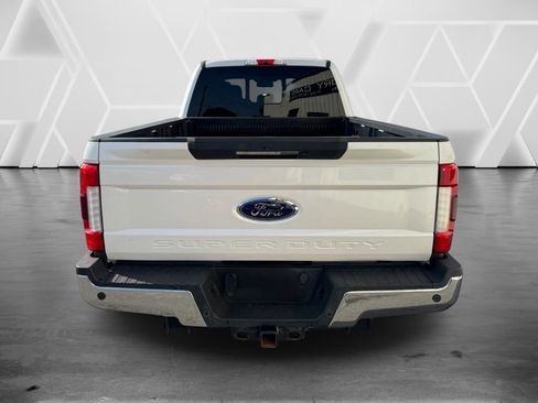 Used 2017 Ford F250 Lariat w/ Lariat Ultimate Package AWD/4WD image 7