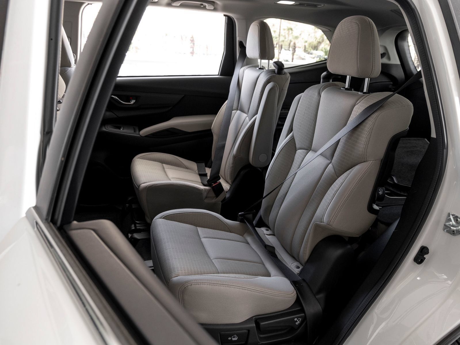 Used 2023 Subaru Ascent Premium w/ Convenience Package AWD/4WD image 19