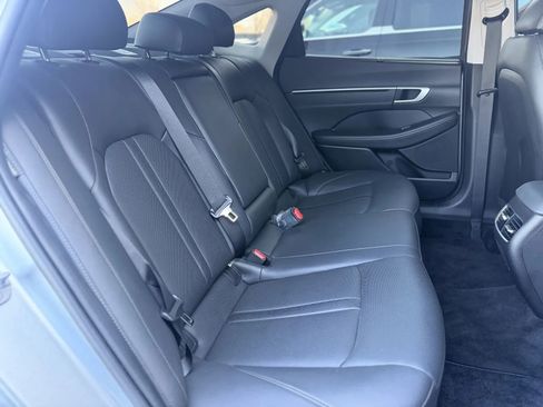 Used 2025 Hyundai Sonata Limited image 19