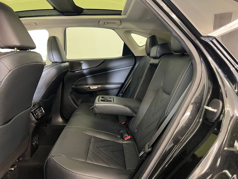 Used 2025 Lexus NX 350 NX 350 Luxury image 14