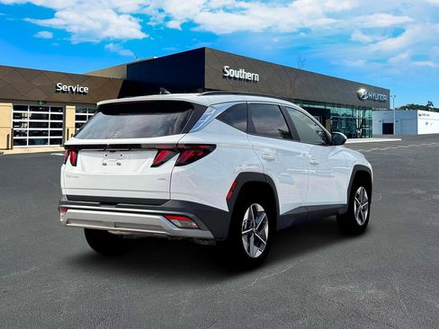 New 2026 Hyundai Tucson SEL image 8