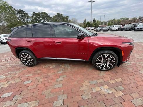 Used 2025 Jeep Wagoneer S Limited AWD/4WD image 37