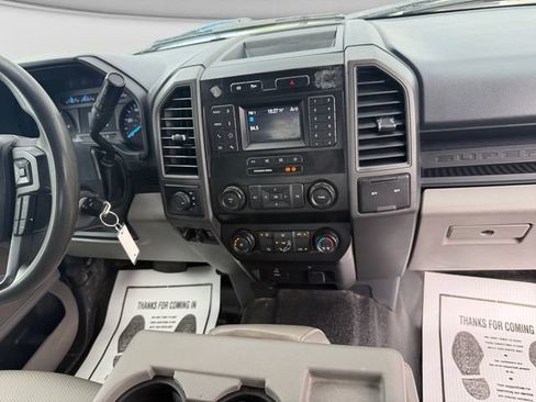 Used 2022 Ford F250 XL w/ Power Equipment Group AWD/4WD image 39