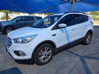 Used 2018 Ford Escape SEL image 1