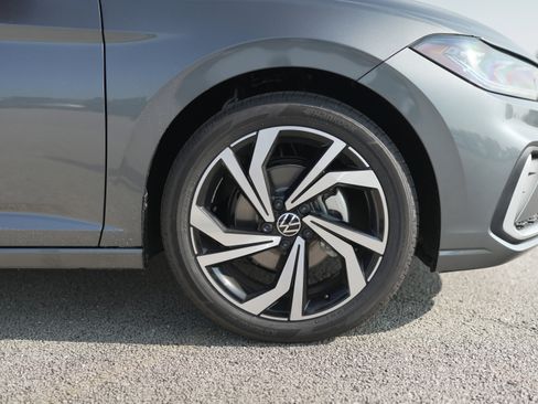 New 2025 Volkswagen Jetta SEL image 11