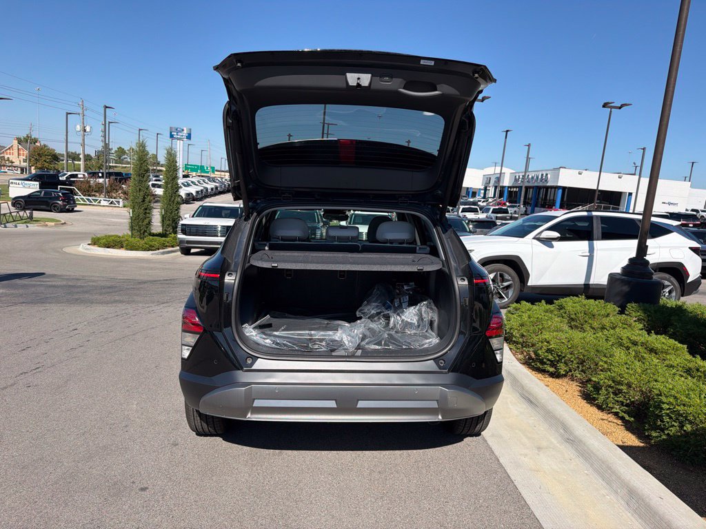 New 2026 Hyundai Kona Limited FWD image 5