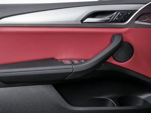 Used 2024 BMW X3 sDrive30i image 6