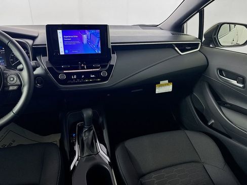 Used 2025 Toyota Corolla SE image 26