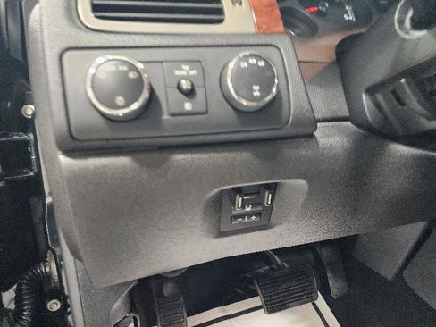 Used 2011 Chevrolet Silverado 2500 LTZ w/ LTZ Plus Package image 16