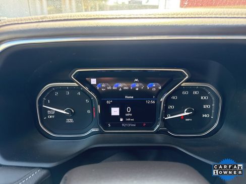 Used 2021 GMC Yukon XL Denali w/ Denali Premium Package image 17