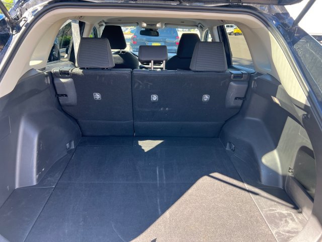 Used 2025 Toyota RAV4 LE AWD/4WD image 21