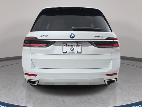 Used 2026 BMW X7 xDrive40i AWD/4WD image 7