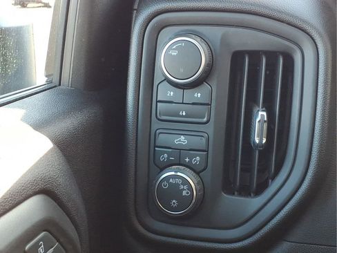 Used 2023 Chevrolet Silverado 3500 W/T w/ Gooseneck/5TH Wheel Package image 13