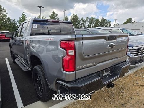 Used 2022 Chevrolet Silverado 1500 LT Trail Boss w/ LT Trail Boss Premium Package AWD/4WD image 6